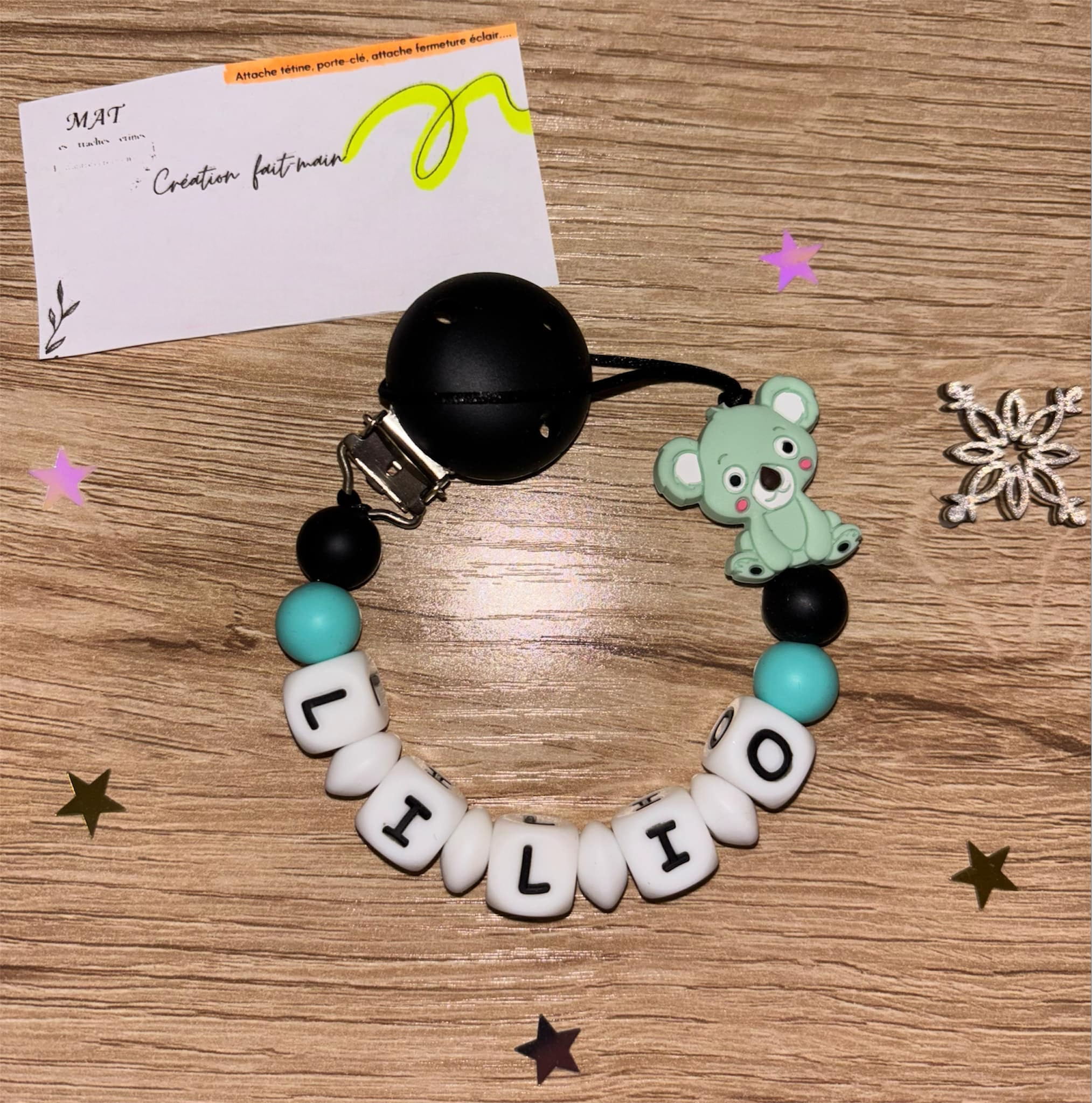 Attache tétine AVEC prénom et motif